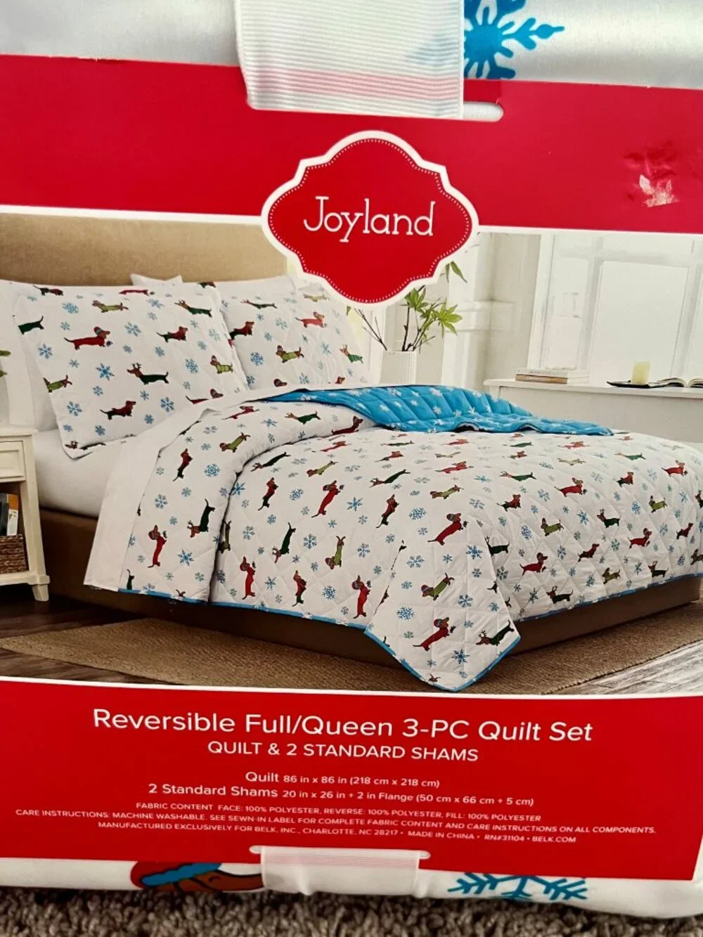 Joyland Snowy Dog Quilt Set